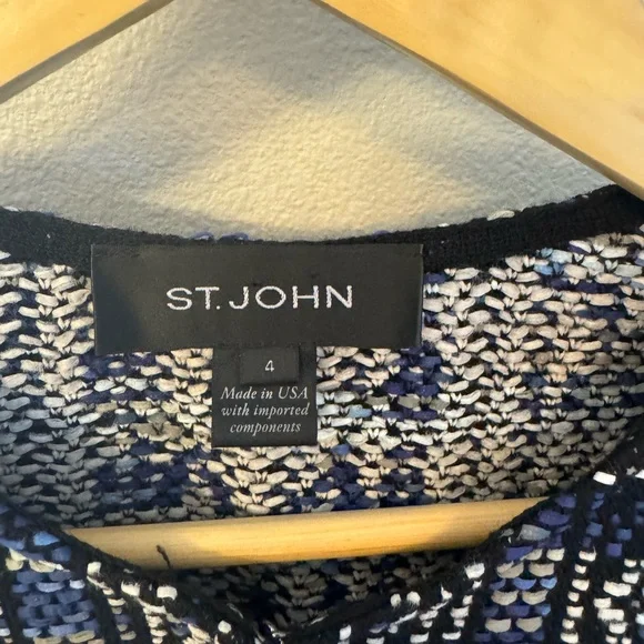 St. John Navy and White Textured Knit Jacket - Picture 2 of 3